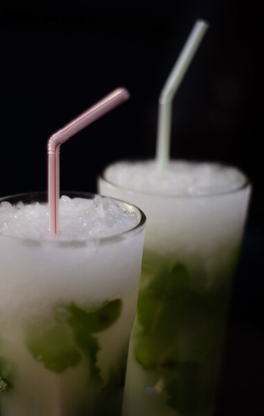 Mojitos con mucho hielo