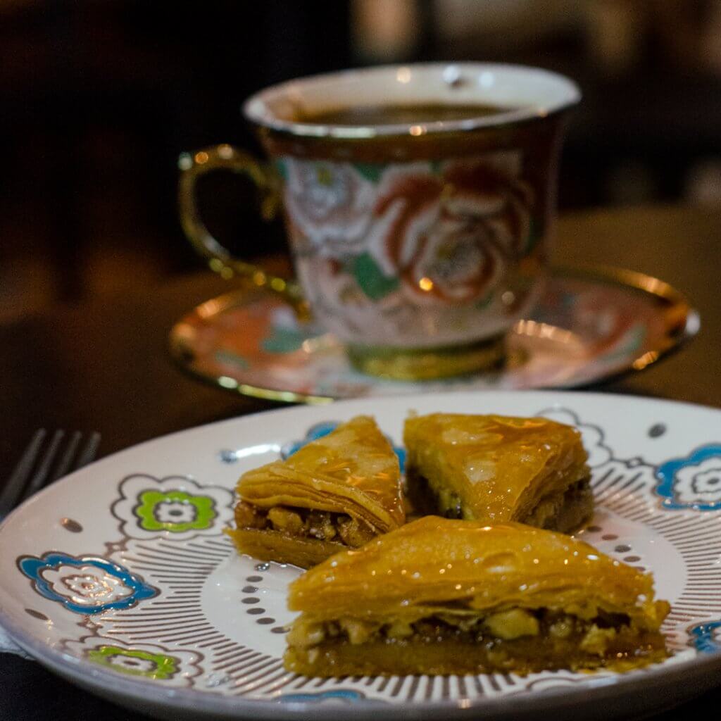 Café y dulces árabes conversería don julio