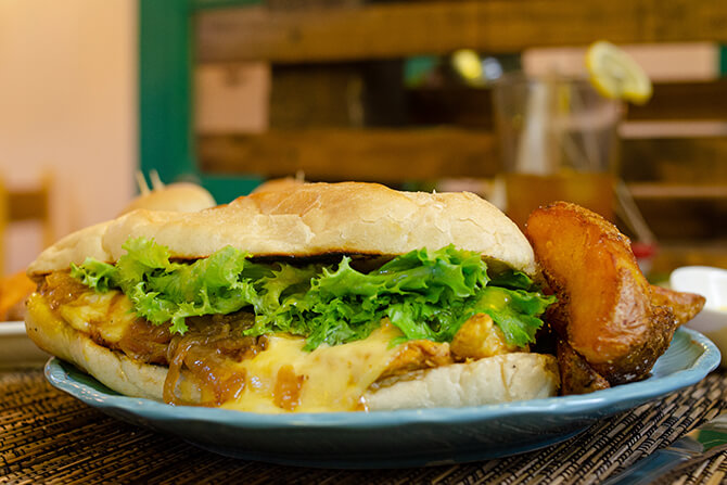 Sándwich Bachannal Caribe Restaurant